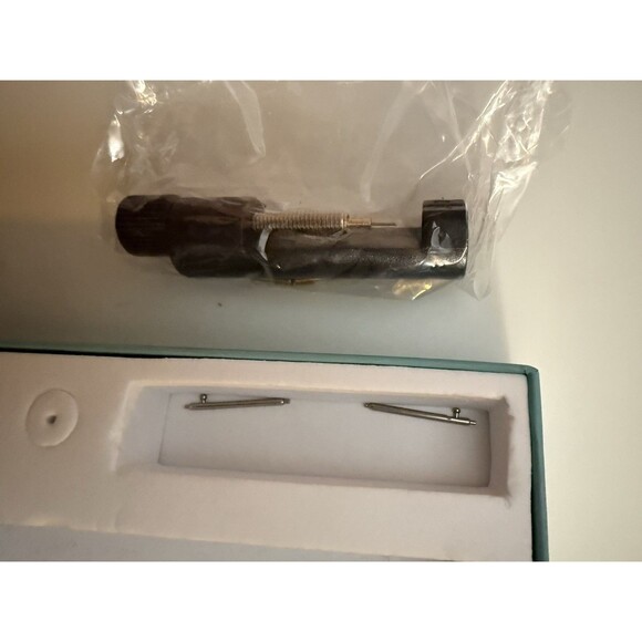 9-Inch Stainless Steel Watch Band Bracelet with Clasp & Link Removal Tool Set - Picture 3 of 4